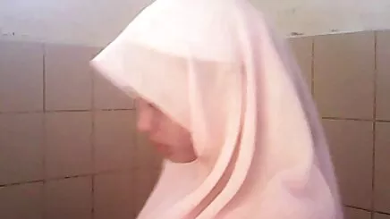 Çekçe amatör liseli porno