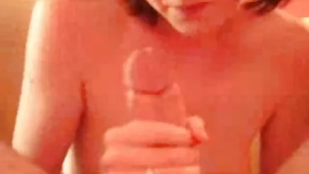 O opens ona ağız ile amatör türklerin pornosu çok arasında closeups