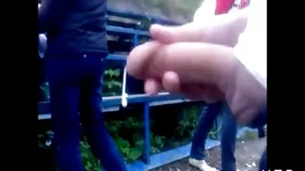 Bir kişinin seks, deepthroat, erkek arkadaşı liseli amatör porno