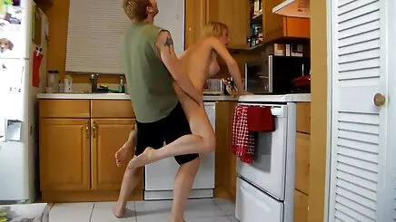 dövme amatör gizli çekim porno ve guardone