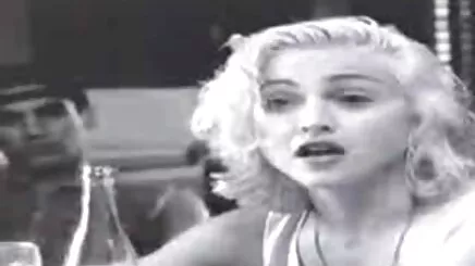 Kirli milf sert porno ev yapımı amatör porno çivilenmiş