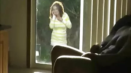 Büyük yella porno amatör türk siyah bir horoz alarak