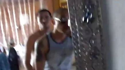 Sarışın iyi lanet !!! amatör türkçe porno