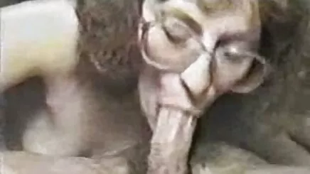 Sarışın gerçek amatör türk porno üvey babasını sikmiyor