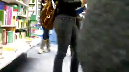 Uzun siyah bacaklar ile esmer türk amatör gizli çekim porno izle